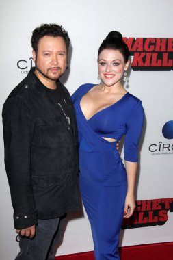 Carlos Gallardo, Gracie Rae