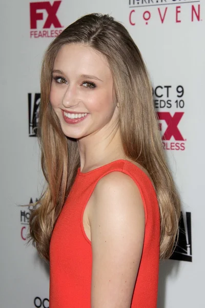 Taissa farmiga — Stok fotoğraf