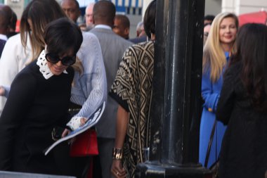 Kris Jenner, Khloe Kardashian