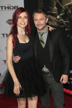 Chloe Dykstra, Chris Hardwick