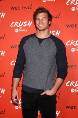 Derek Theler