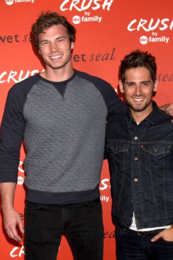 Derek Theler, Jean-Luc Bilodeau