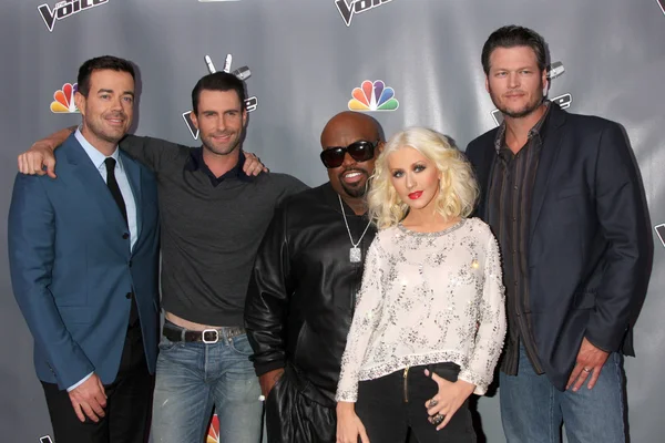 Carson daly, adam levine, yeşil ceelo, christina aguilera, blake shelton — Stok fotoğraf