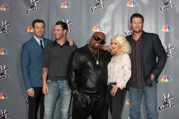 Carson daly, adam levine, ceelo zelená, christina aguilera, blake shelton — Stock fotografie