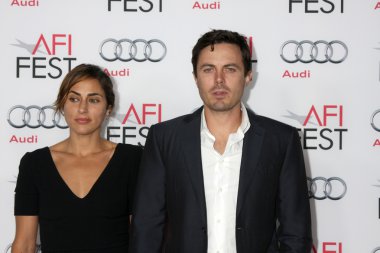 Yaz phoenix, casey affleck