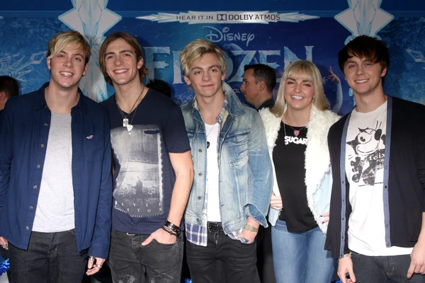 R5, including Ross Lynch — 스톡 사진