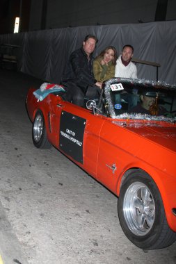 Sean Kanan, Lisa Locicero, William devry