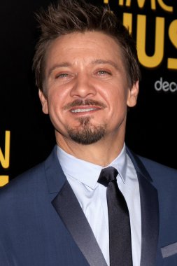 Jeremy Renner