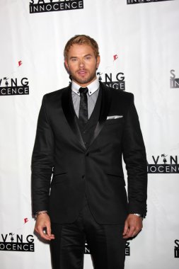Kellan lutz