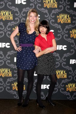 Riki Lindhome, Kate Micucci