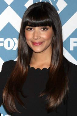 Hannah simone