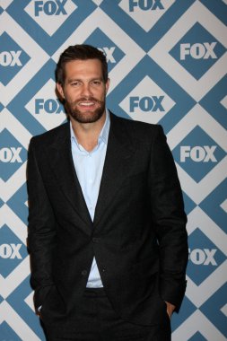 Geoff Stults