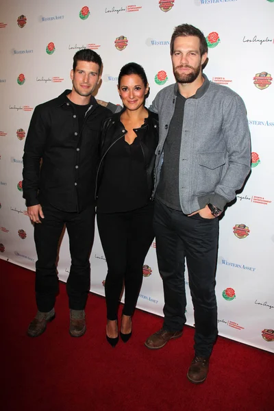 Joven Parker, angelique cabral, geoff stults — Foto de Stock