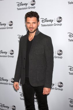 Adan Canto