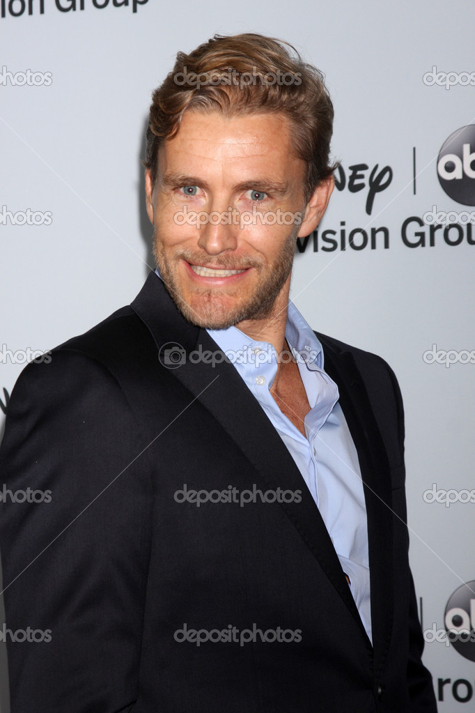 Brett Tucker – Stock Editorial Photo © Jean_Nelson #39057195