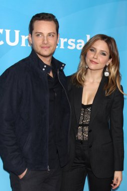 Jesse Lee Soffer, Sophia Bush