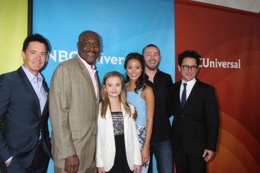 Kyle maclachlan, delroy lindo, johnny sequoyah, jamie chung, jake mclaughlin jj abrams