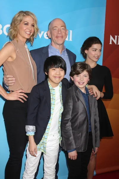 Jenna Elfman, Jk Simmons, Ava Deluca-Verley, Lance Lim, Eli Baker Stok Resim