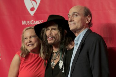 Caroline Smedvig, Steven Tyler, James Taylor