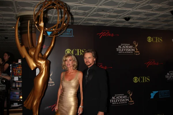 Eileen Davidson idealna Stephen Nichols — Zdjęcie stockowe