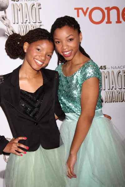 Halle Bailey, Chloe Bailey — Stock Photo, Image