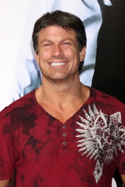 Paul Logan