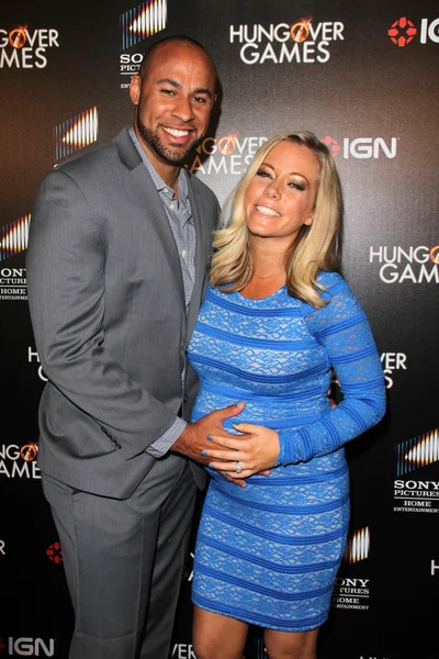 Hank Baskett, Kendra Wilkinson — Photo