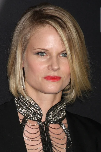 Joelle carter