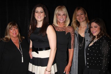 Linda bell mavi, personel