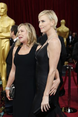 Theron 'u Charlize Et