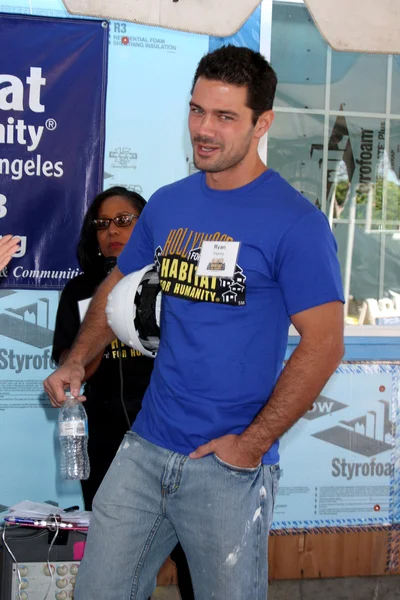 Ryan Paevey — Stock Photo, Image