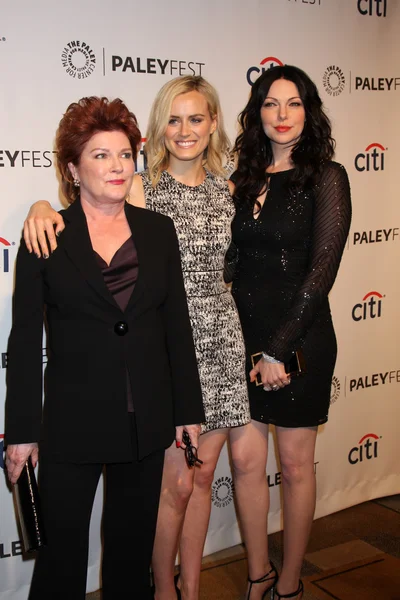 Kate Mulgrew, Taylor Schilling, Laura Prepon — Foto de Stock