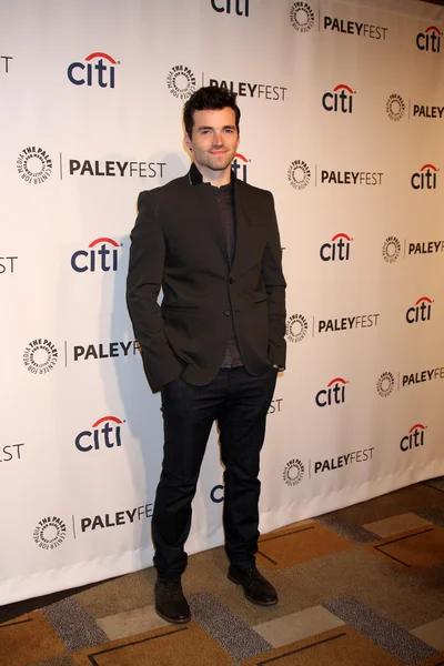 Ian Harding