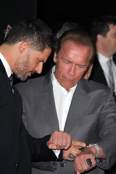 Joe Manganiello, Arnold Schwarzenegger — Stock Photo, Image