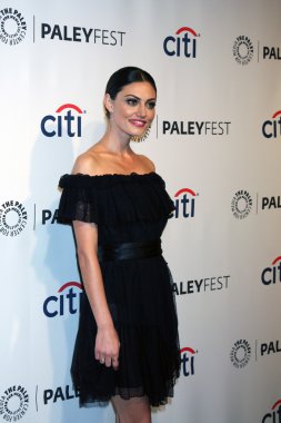 Phoebe Tonkin