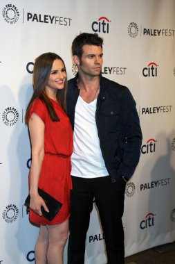 Rachael Leigh Cook, Daniel Gilles