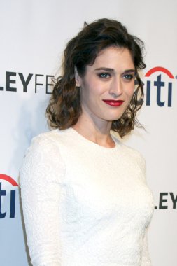 Lizzy Caplan