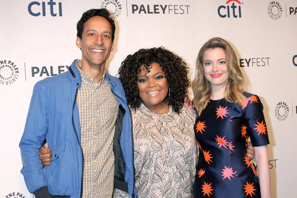 Danny Pudi, Yvette Nicole Brown, Gillian Jacobs — Fotografia de Stock