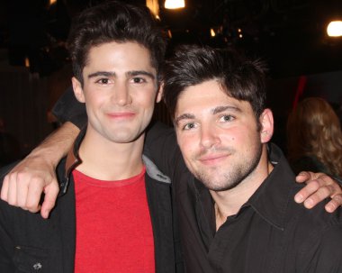 Max Erlich, Robert Adamson