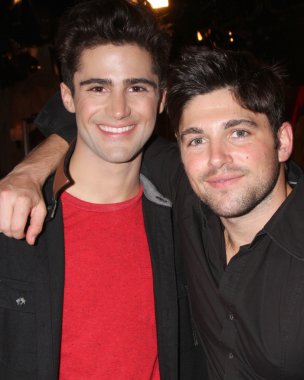 Max Erlich, Robert Adamson