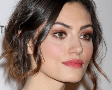 Phoebe Tonkin