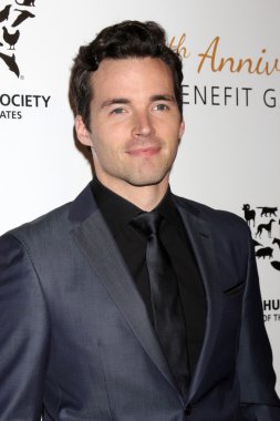 Ian Harding