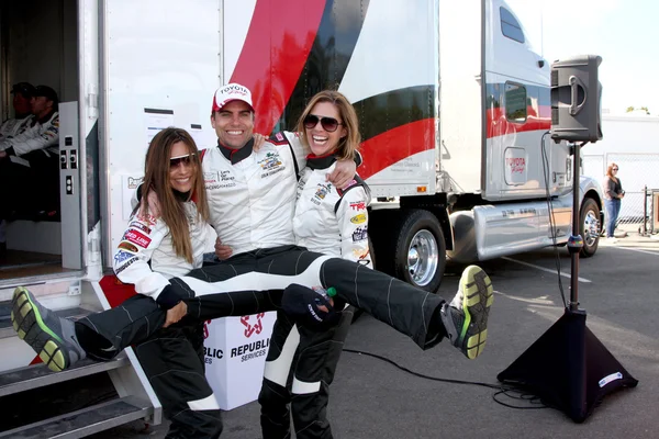 Marcel Vanessa, colin egglesfield, tricia helfer — Fotografia de Stock