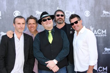 Blues Traveler, John Popper