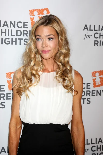 Denise Richards — Stock Photo, Image