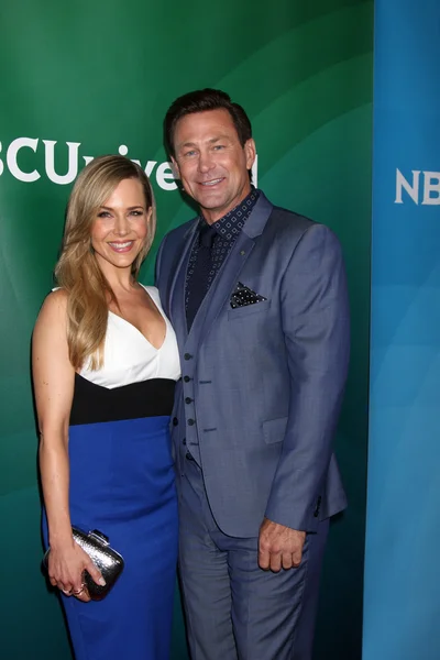 Julie Benz, Grant Bowler — Stock Photo, Image