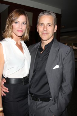 Tricia nın, jonathan marshall