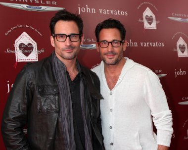 Lawrence Zeryan, gregory Zeryan