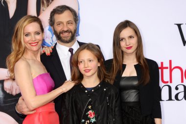 Leslie Mann, Judd Apatow, Iris Apatow, Maude Apatow