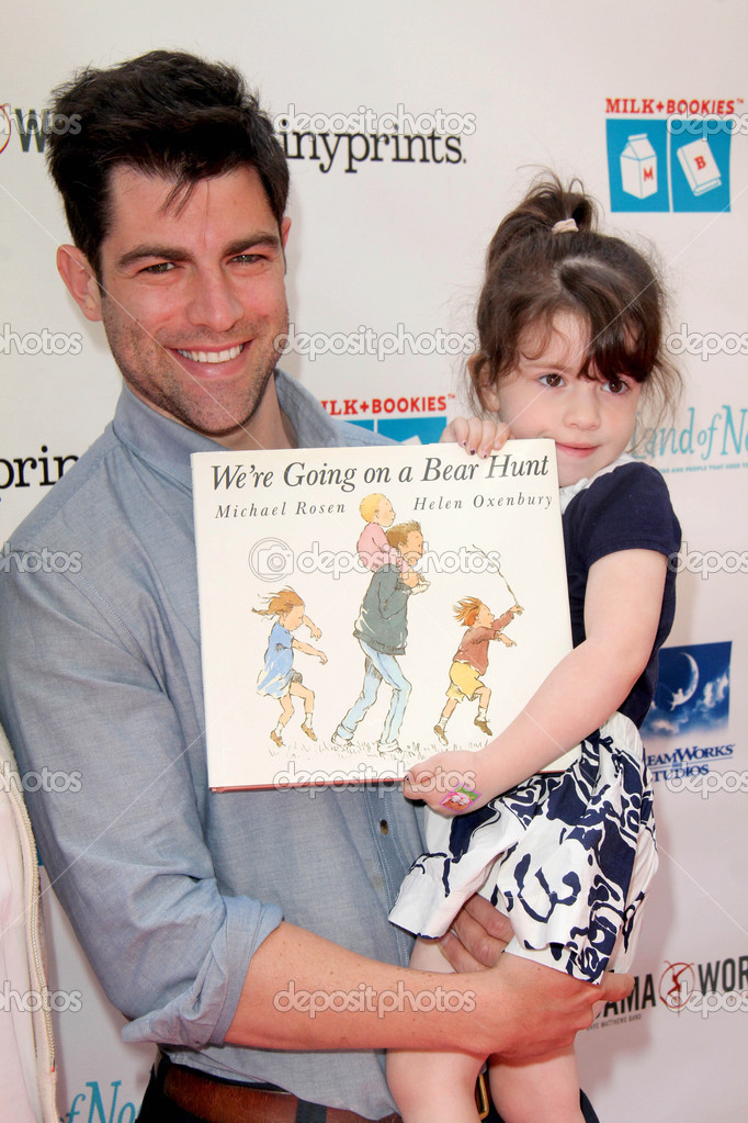 Tess Sanchez, Max Greenfield, Lilly Greenfield Stock Editorial Photo